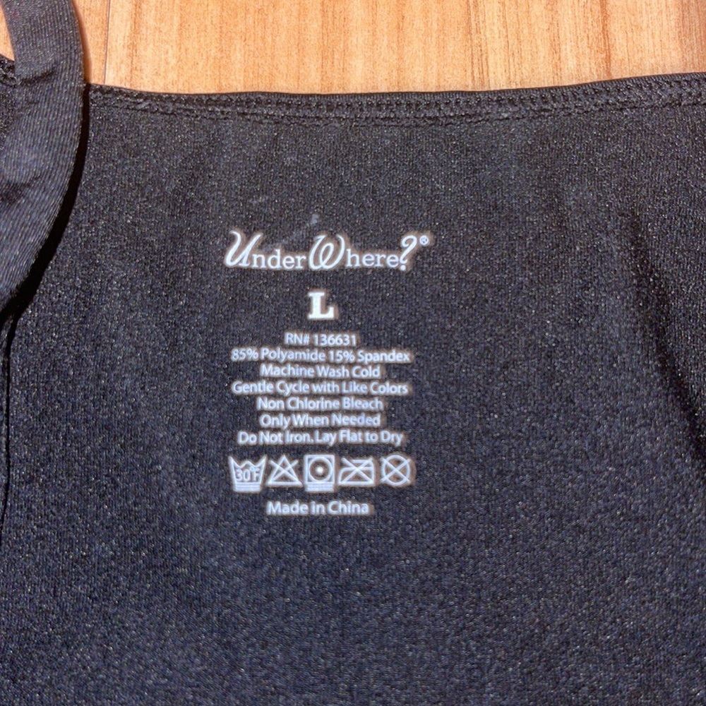 Under Where 9 Size Large-New Without Tags - image 5